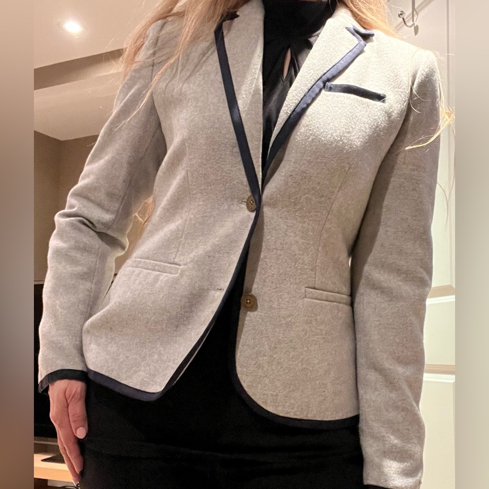 Tommy Hilfiger Grey Tailored Blazer😍 - Picture 3 of 16
